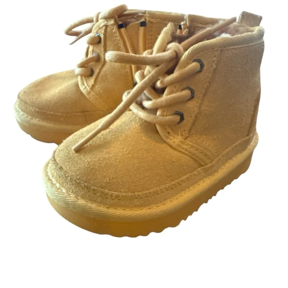 UGG adorable ultra